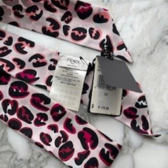 FENDI silk printed bandeau - WRAPPY- NWTAGS - Picture 3 of 4